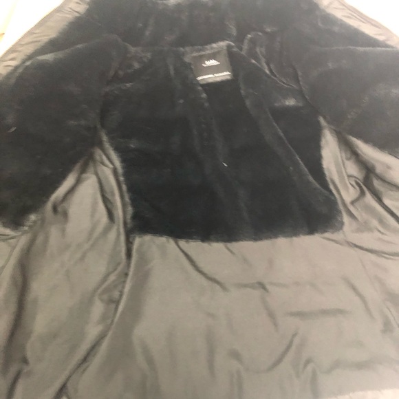NWT. ZARA OUTERWEAR BLACK WOMENS WINTER PUFFER COAT SIZE M !! - Picture 7 of 14
